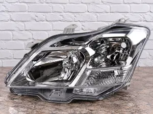Headlight for Toyota Premio 2008-2010 (Clear)