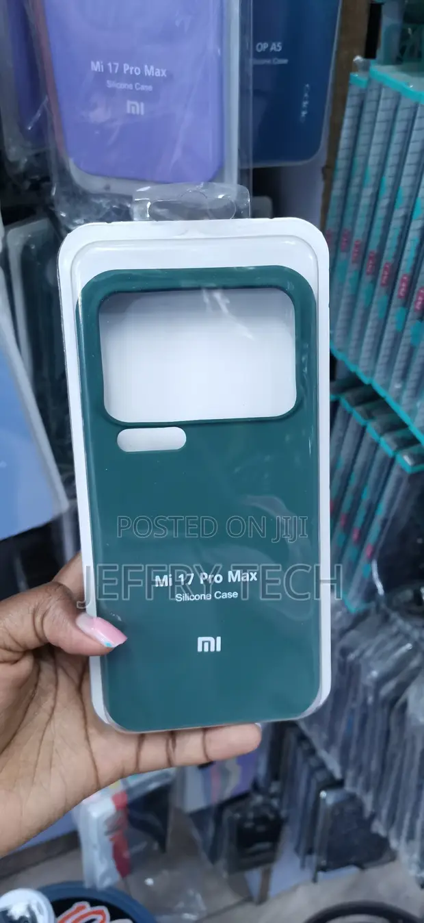 Xiaomi 17 Pro Max Dark Green Silicone Back Cover Case - 1