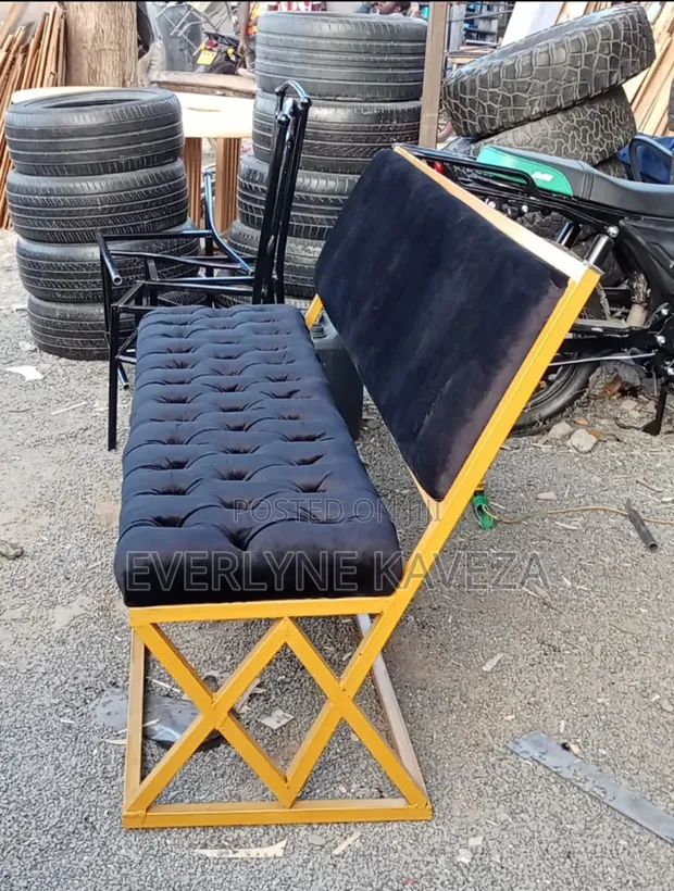Brand New Waiting Bench - Black Velvet - 1