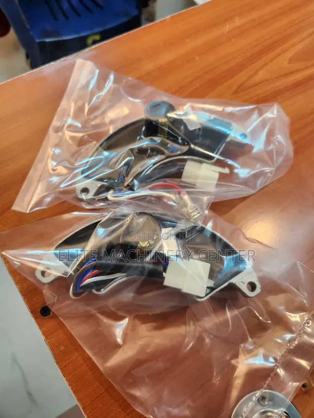 Half-Moon Automatic Voltage Regulator (AVR) kwa Jenereta - 1