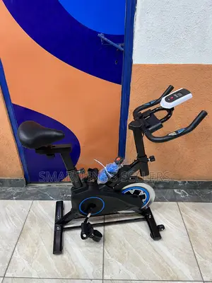 Adjustable Indoor Spin Bike kwa Home Gym