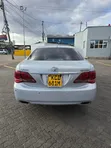 Toyota Crown 2011 Nyeupe - 5