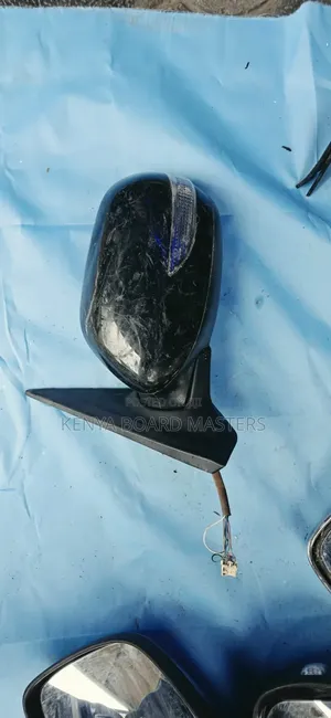 Toyota Estima Old Model Side Mirror (Ex-Japan)