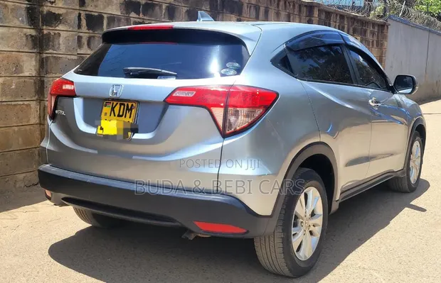 Honda Vezel 1.5 2WD 2016 Gray - 1