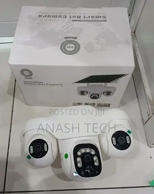 Kamera ya CCTV ya Solar PTZ ya Lens 3 yenye WiFi