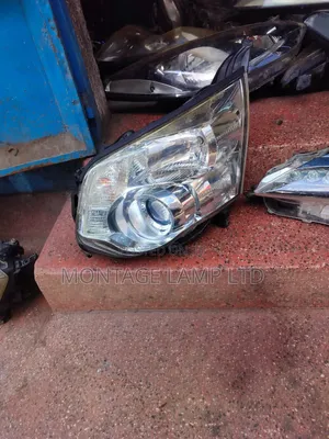 Toyota Noah 2012 Headlight