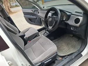 Toyota Axio 1.5 X 2WD 2012 White