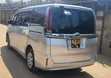 Toyota Noah 2018 Beige - 2