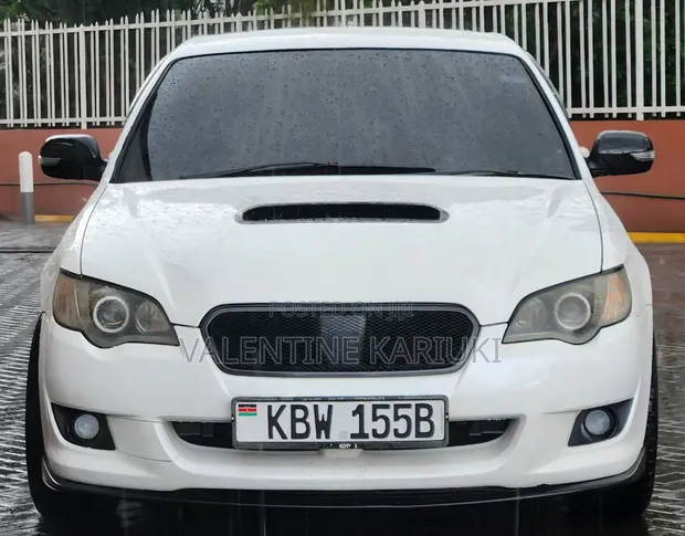 Subaru Legacy 2006 White - 1