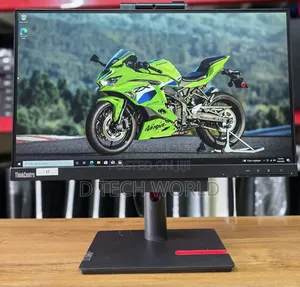 Kompyuta ya Mezani ya Lenovo Yote-kwa-Moja