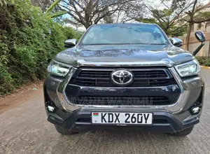 Toyota Hilux Revo Double Cab 2.4 Diesel 2021 Brown