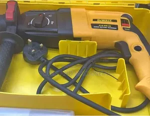 Dewalt 800W Rotary Hammer ya Umeme yenye Kamba