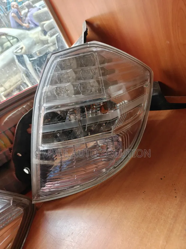 Honda Fit 2010 Clear Tail Light - 1