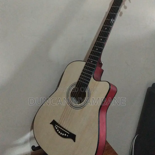 Gitaa la Acoustic la Inchi 38 Lililotumiwa - 1