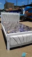Kitanda cha Mocket cha Cream White 4x6 - 1