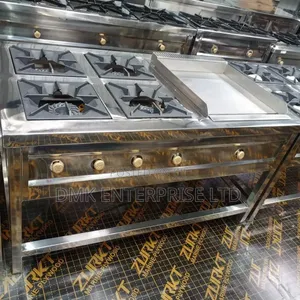Combined Cooker: 4 Gas Burners & Flat Griddle