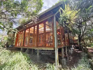 Nyumba ya Mbao ya Vyumba 2, Semi-Furnished, Yenye Bustani, Yenye Kupangishwa Karen