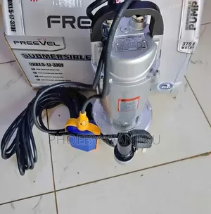 FreeVel 0.5HP Submersible Water Pump (QDX1.5-17-370W)