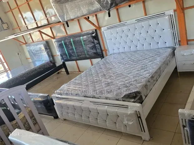 Modern Mocket Bed 5x6 Available - 1