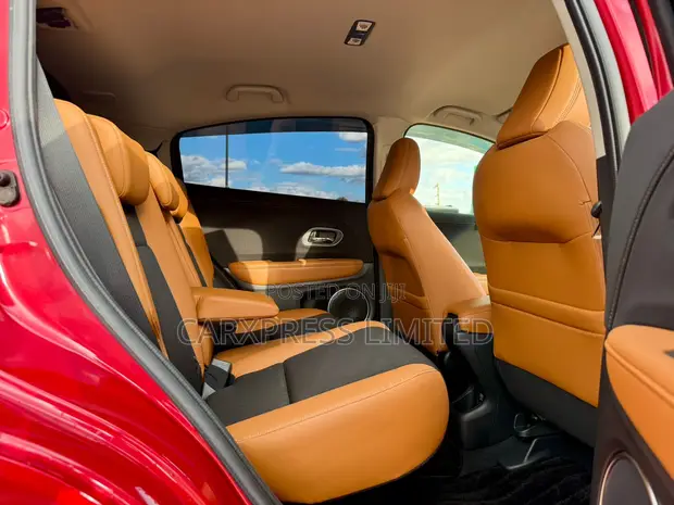 Honda Vezel 1.5 Hybrid 2WD 2019 Red - 1