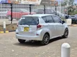 Toyota Ractis 1.5 FWD 2015 Nyeupe - 1