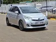 Toyota Ractis 1.5 FWD 2015 Nyeupe - 4
