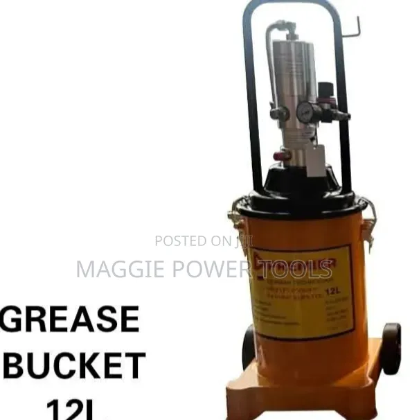 K-Max Italy 12L Heavy Duty Grease Bucket - 1