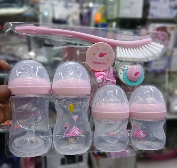 Momeast Feeding Bottle Set - Newborn Gift - 1