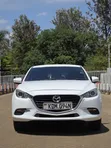 Mazda Axela 2015 Nyeupe - 1