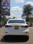 Mazda Axela 2015 Nyeupe - 4