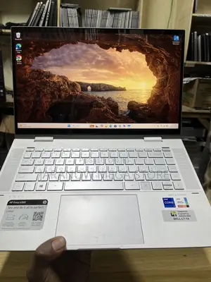 HP Envy x360 15-cp0013nr 15.6" i7 8GB RAM 256GB SSD Refurbished
