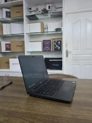 Laptop Mpya Dell Latitude 5300 - Core i7, 8GB RAM, 256GB SSD