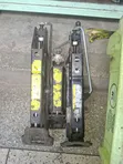 Mercedes-Benz / Volvo Original Jacks - 4
