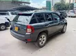 Jeep Cherokee 2012 Nyeusi - 2