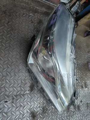Vitu vya Mwangaza vya Toyota Vitz 2018 (Vilivyotumika)
