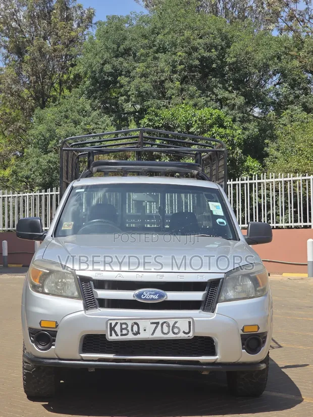 Ford Ranger 2010 Burgundy - 1