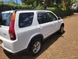 Honda CR-V 2005 Nyeupe - 3