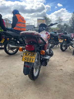 TVS HLX Plus ES 2024 Nyekundu
