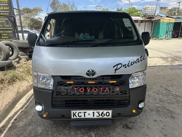 Toyota HiAce 2012 Diesel Automatic - 1