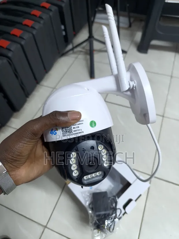 Kamera ya CCTV ya Umeme ya V380 na Kutazama Simu kwa Mbali - 1