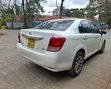 Toyota Axio 1.5 G 2WD 2012 Nyeupe - 4