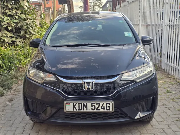 Honda Fit 2016 Nyeusi - 1