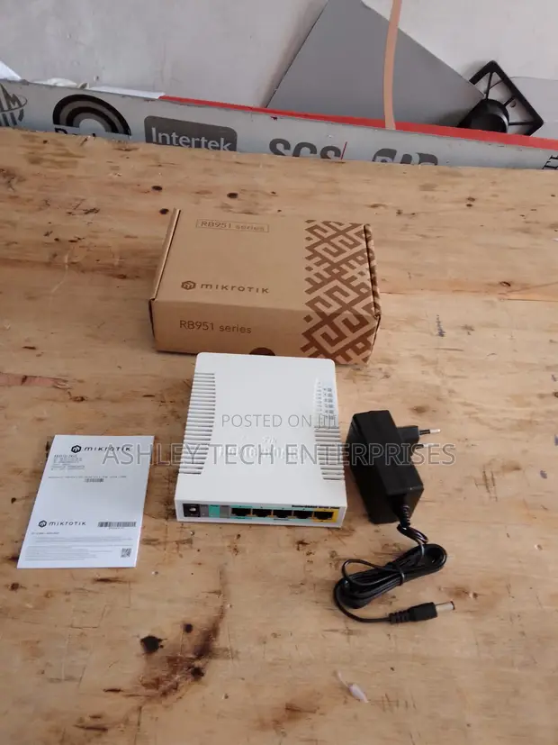 MikroTik RB951 Router - New - 1