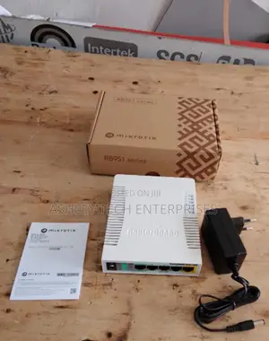 MikroTik RB951 Wireless Router - Business Ready