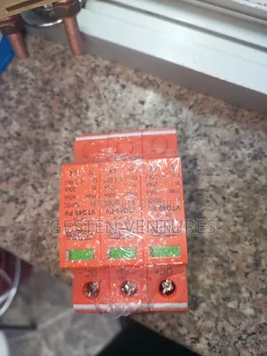 Kifaa cha Kulinda Dhidi ya Mvumo wa DC cha 1000V chenye Ncha 3