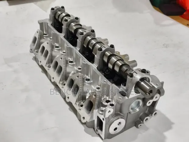 Cylinder Head ya Injini ya Ford Ranger WL - 1