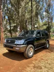 Toyota Land Cruiser J100 2007 Nyeusi - 1