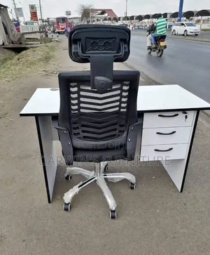 Kiti cha Ofisi cha Executive na Meza