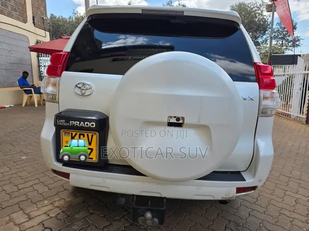 Toyota Land Cruiser Prado 3.0 TD VX 2012 - 1