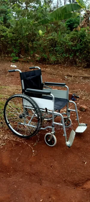 Wheelchair ya Mkono - Inakunjwa